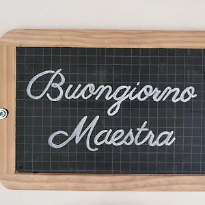 buongiorno-maestra-di-monteverdi-marittimo-borgo-di-canneto.it-tuscanyhotel.com/